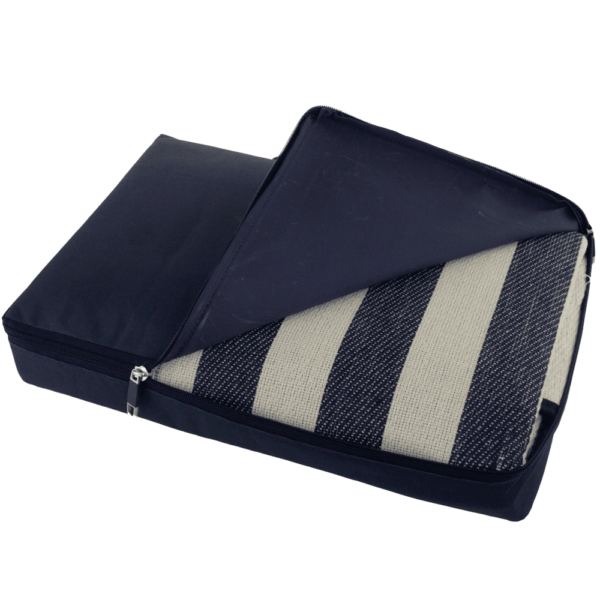 Día De Campo Rug with waterproof backing - Image 3