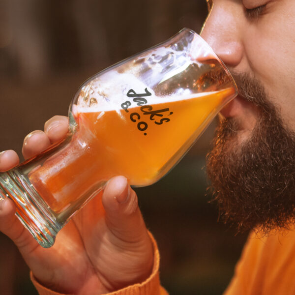 Luigi Bormioli Birratique Beer Glass - Image 3