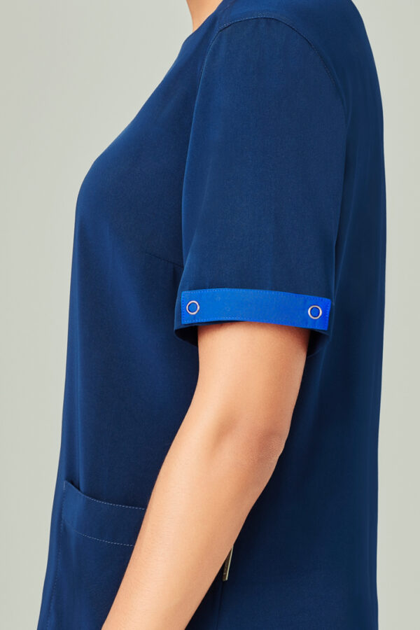Unisex Avery Scrub Identifier - Image 3
