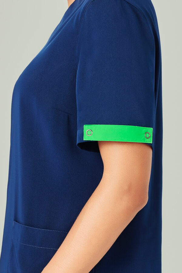 Unisex Avery Scrub Identifier - Image 10