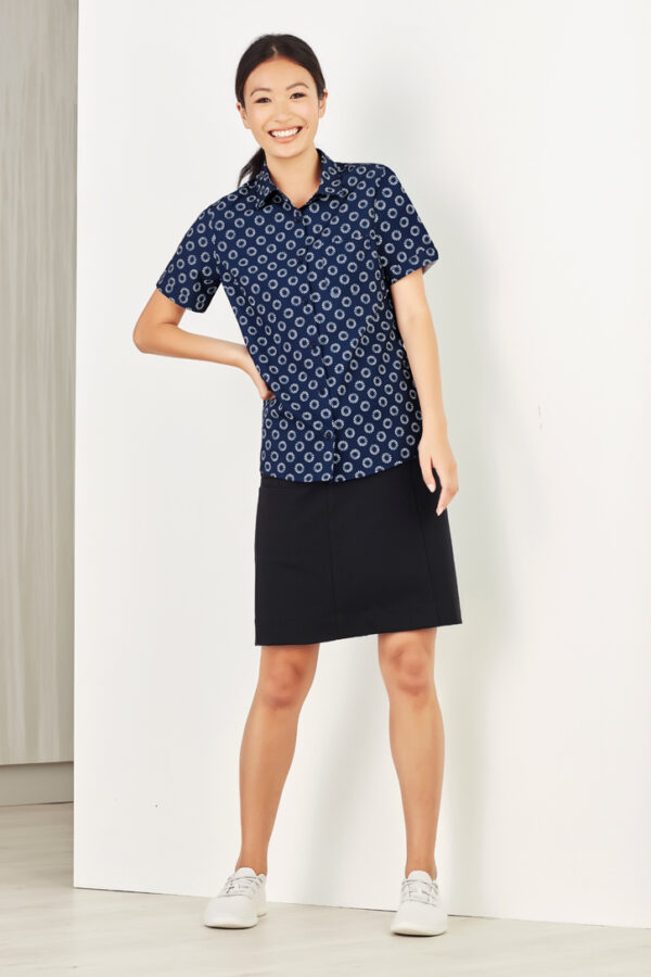 Womens Florence Daisy Print Short Sleeve Shirt - Image 2