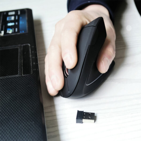 Warren Ergonomic Wireless Mouse - Image 4