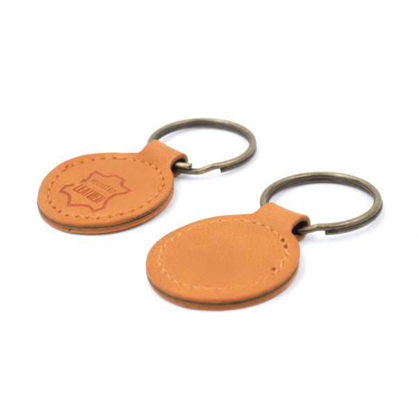 London Recycled Leather Keyring - Image 3