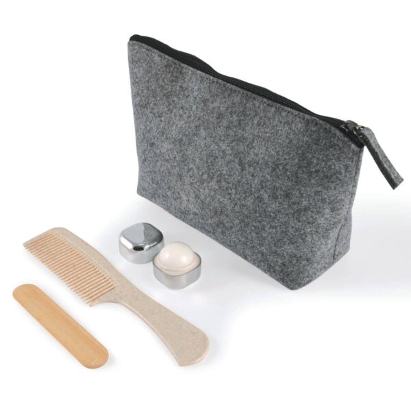 Chic Cosmetic Pack - Image 3